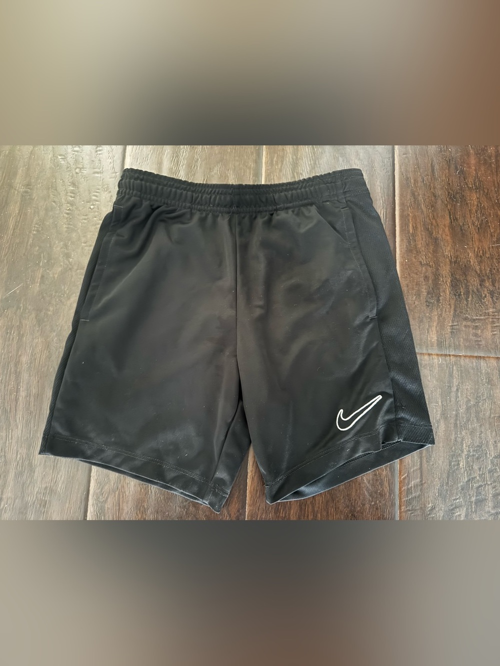 Nike shorts kids size S